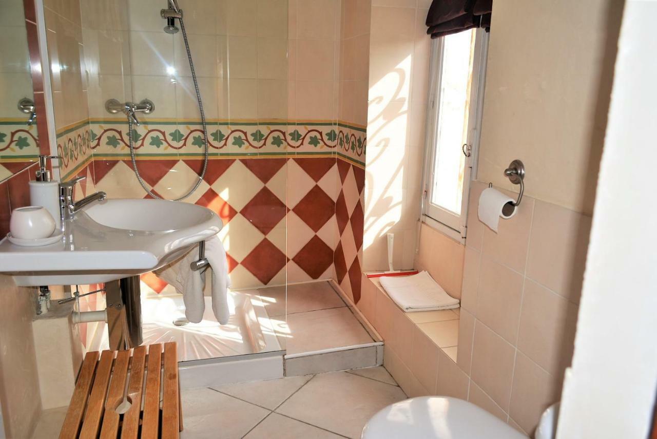 Petite Roche Gites Centre-Ville La Rochelle Ла-Рошель Екстер'єр фото